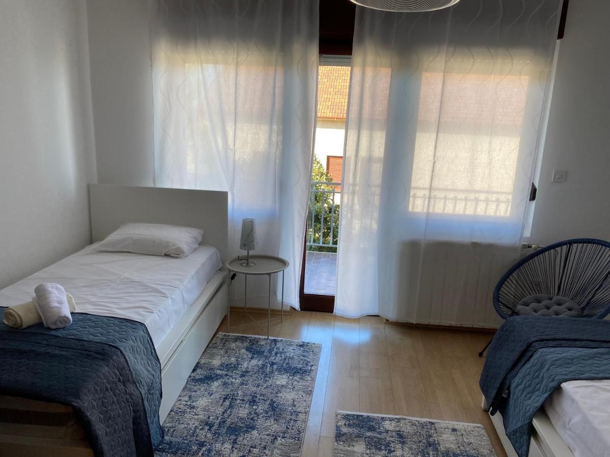 Apartments Maria Biograd Na Moru Buitenkant foto
